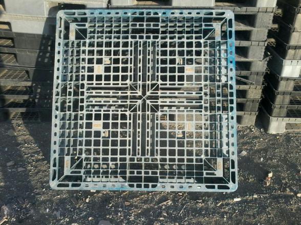 عرضه کننده پالت پلاستیکی سبک