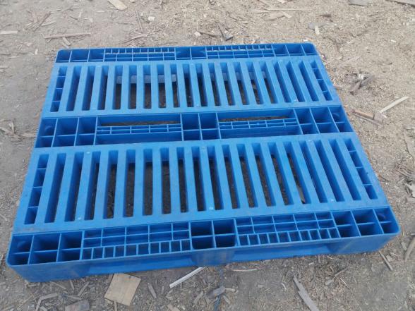 مقایسه کیفی پالت چوبی و پالت پلاستیکی